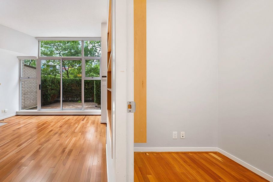 133 Aquarius Mews Vancouver, BC - 9