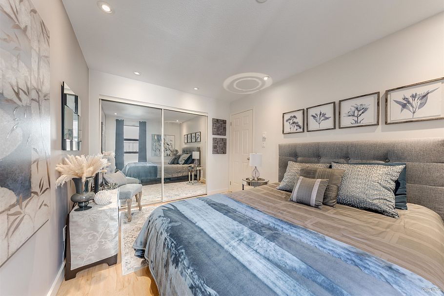 201 985 10th Avenue Vancouver, BC - 17