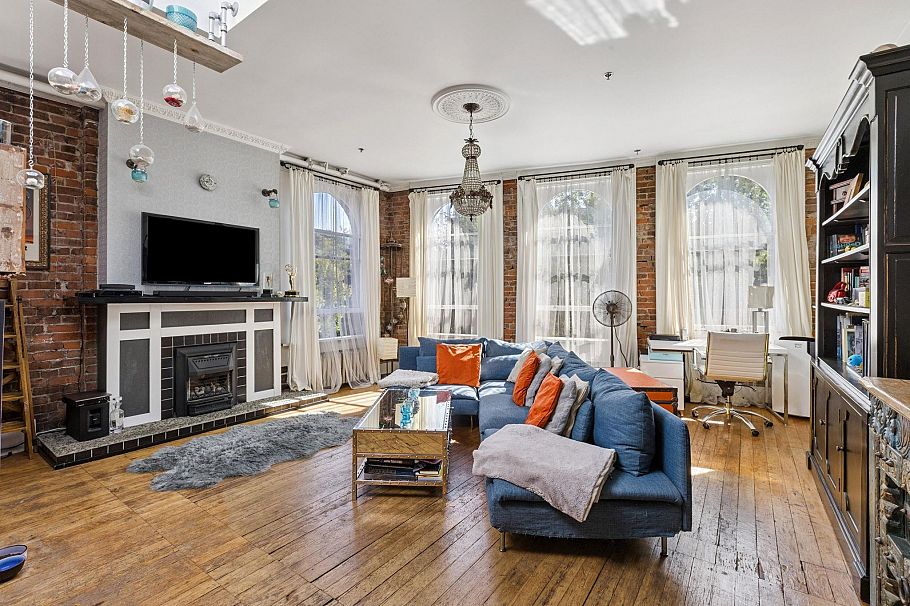 5 229 Carrall Street Vancouver, BC - 2