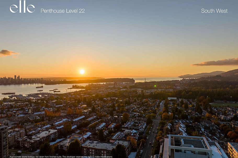 2204 128 W 15th Street North Vancouver, BC - 1