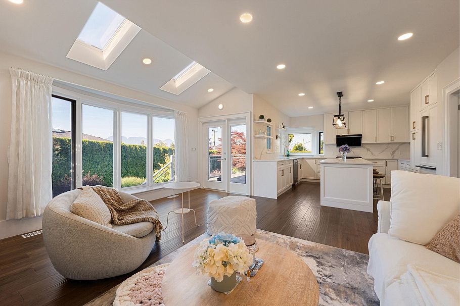 4603 W 5th Avenue Vancouver, BC - 12