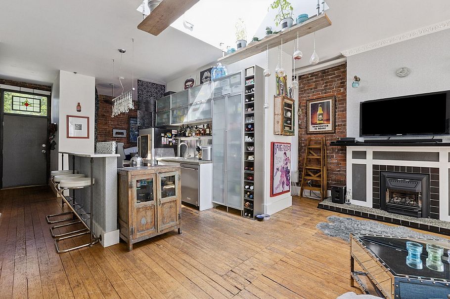 5 229 Carrall Street Vancouver, BC - 13