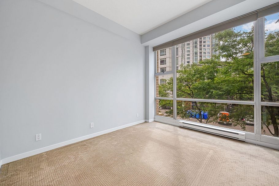 133 Aquarius Mews Vancouver, BC - 26