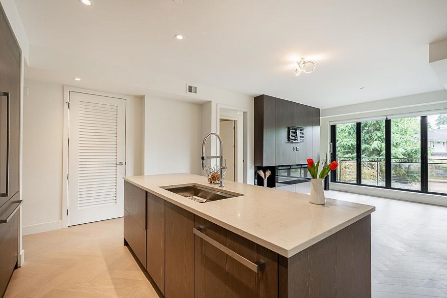 203 633 W King Edward Avenue Vancouver, BC - 11