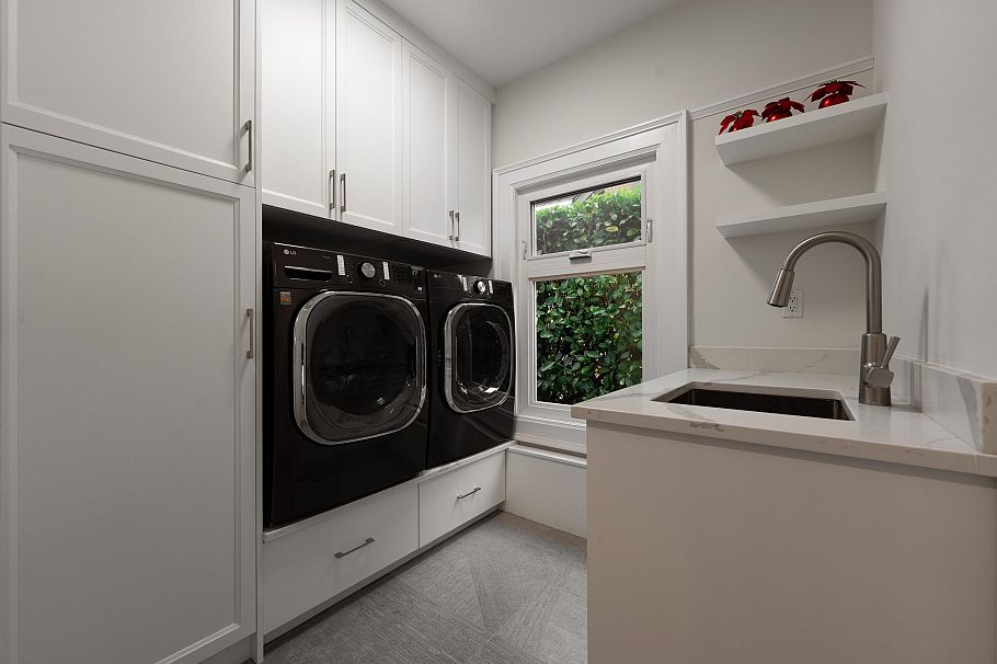 4603 W 5th Avenue Vancouver, BC - 23