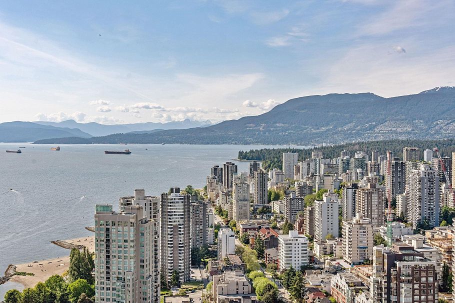 4903 1480 Howe Street Vancouver, BC - 1