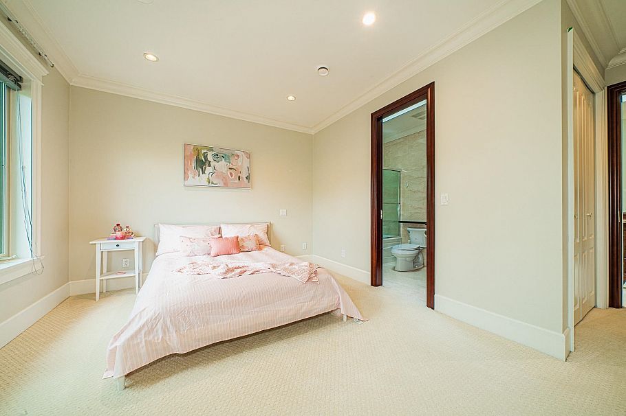 7165 Maple Street Vancouver, BC - 27