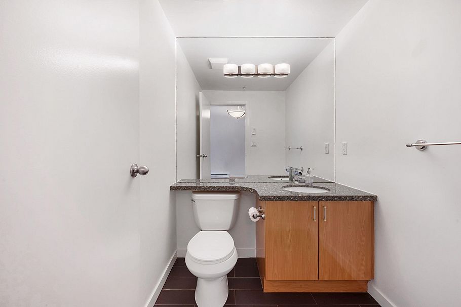 133 Aquarius Mews Vancouver, BC - 18