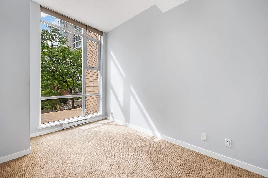 133 Aquarius Mews Vancouver, BC - 20