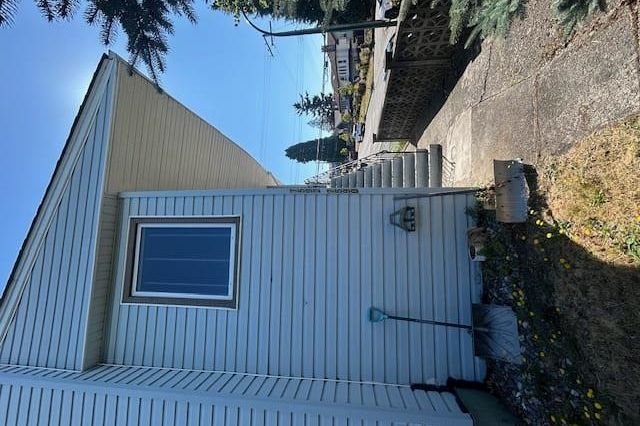 7592 Fraser Street Vancouver, BC - 16