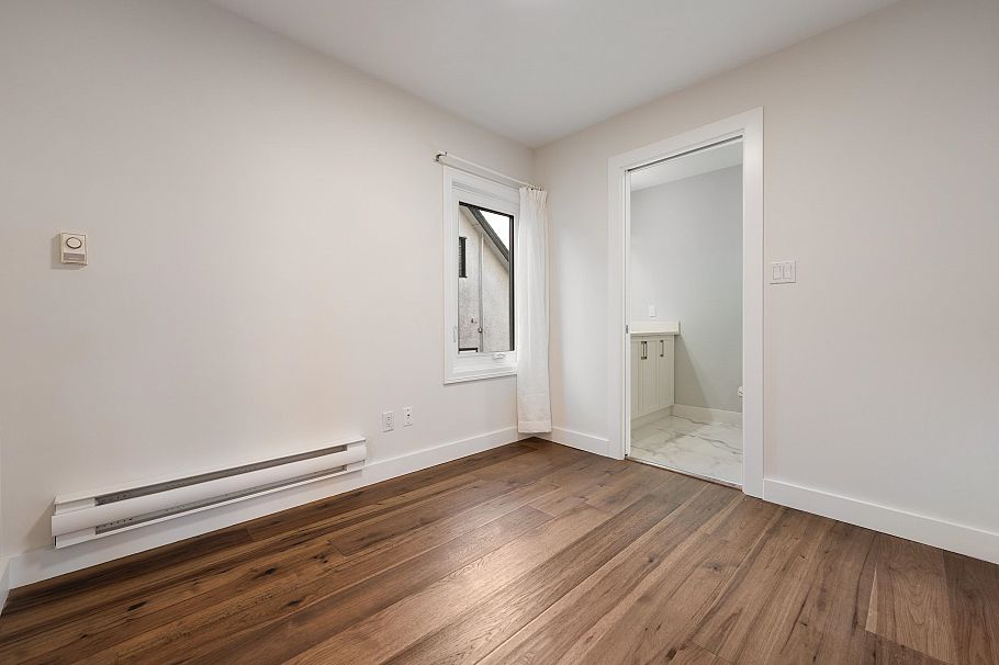 4603 W 5th Avenue Vancouver, BC - 9