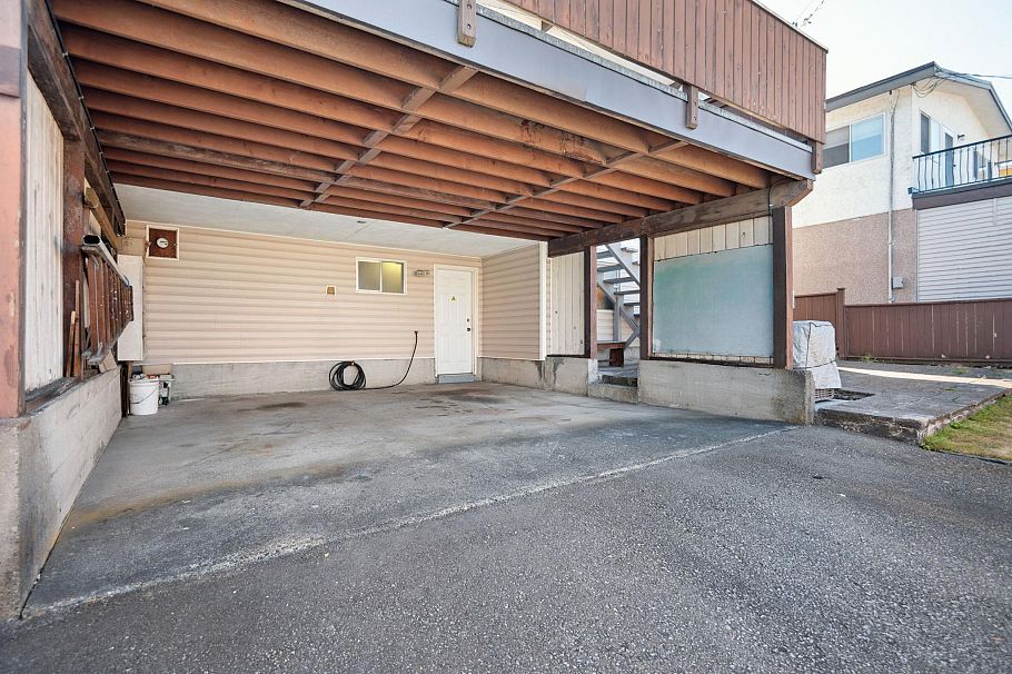 3849 Windermere Street Vancouver, BC - 31