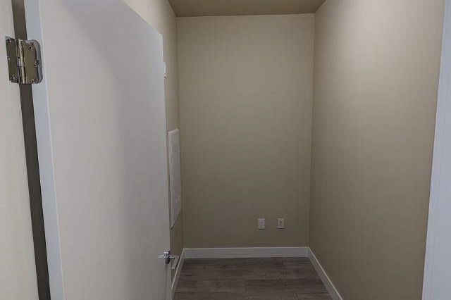 208 2889 E 1st Avenue Vancouver, BC - 9