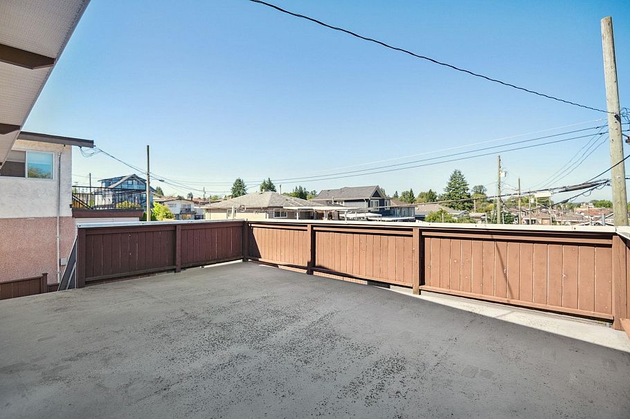 3849 Windermere Street Vancouver, BC - 12