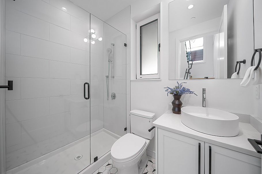 5838 Highbury Street Vancouver, BC - 10