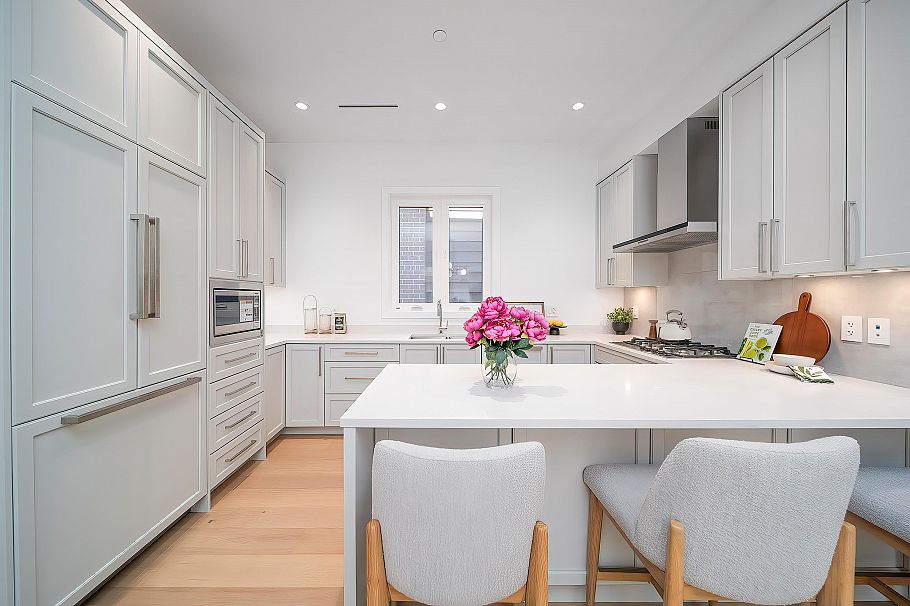 5836 Highbury Street Vancouver, BC - 10