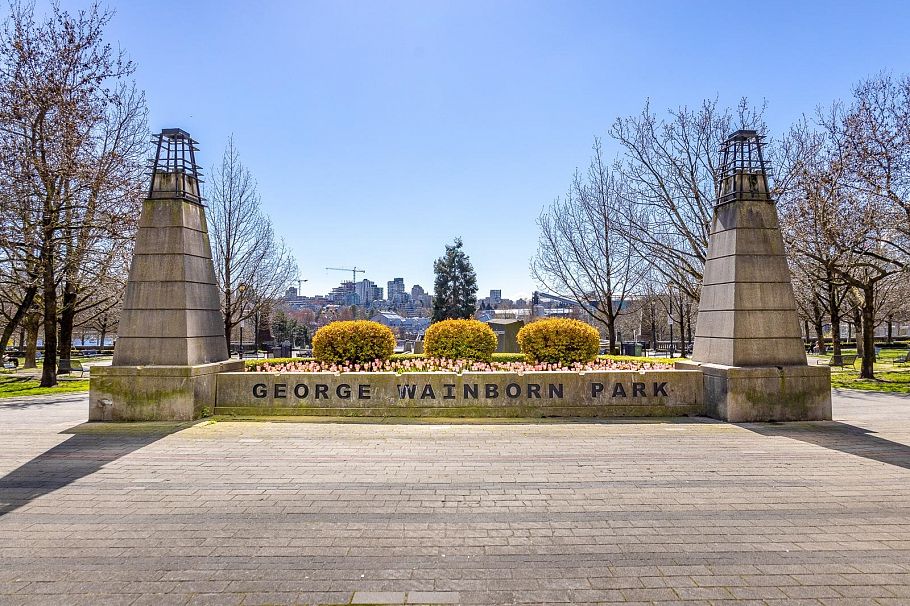 301 638 Beach Crescent Vancouver, BC - 37