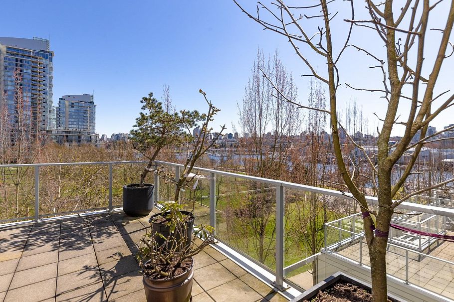 301 638 Beach Crescent Vancouver, BC - 29