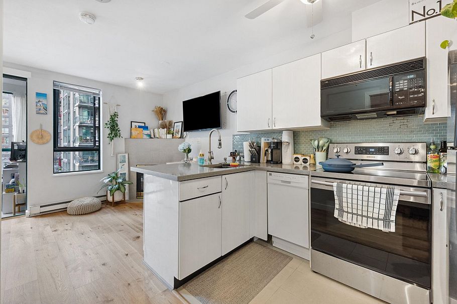 801 939 Homer Street Vancouver, BC - 18