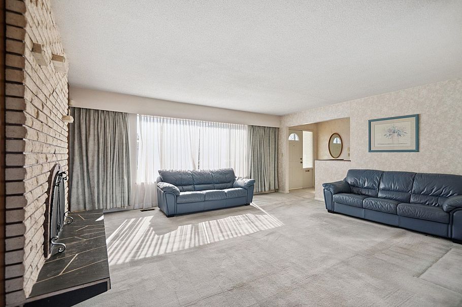 3849 Windermere Street Vancouver, BC - 3