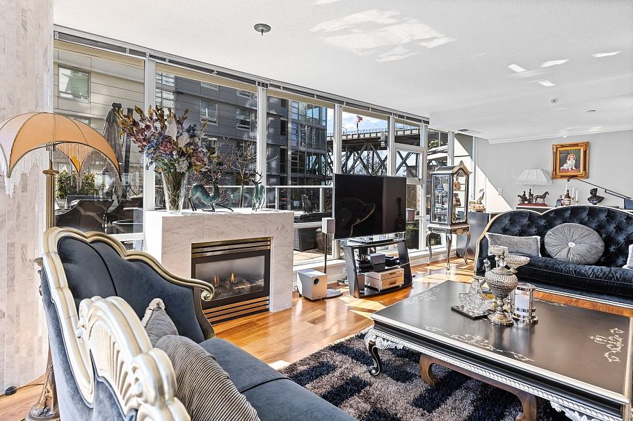 301 638 Beach Crescent Vancouver, BC - 11