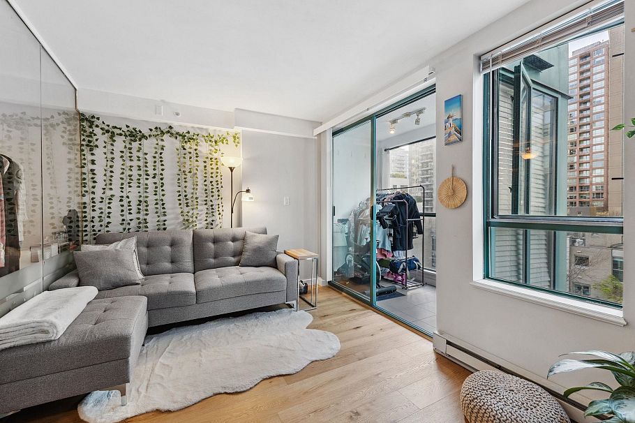 801 939 Homer Street Vancouver, BC - 9