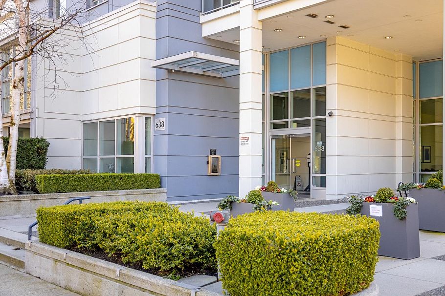 301 638 Beach Crescent Vancouver, BC - 4