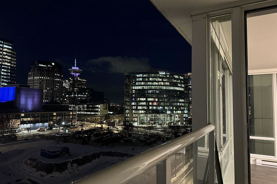 1009 161 W Georgia Street Vancouver, BC - 27