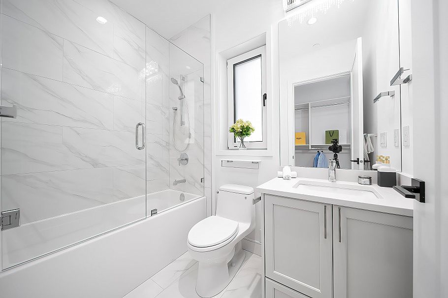 5838 Highbury Street Vancouver, BC - 14