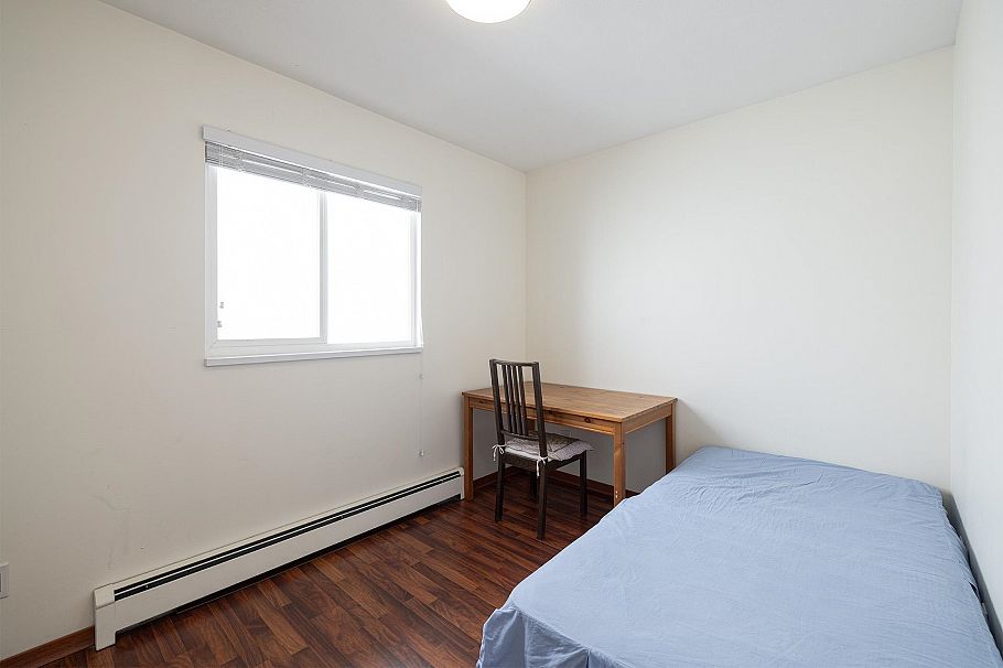 8573 Laurel Street Vancouver, BC - 18