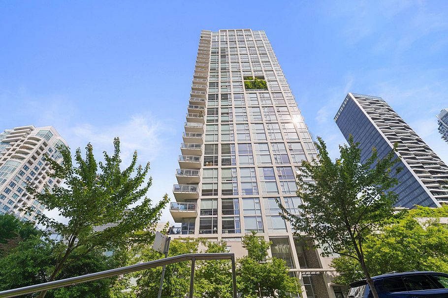 1202 1455 Howe Vancouver, BC - 3