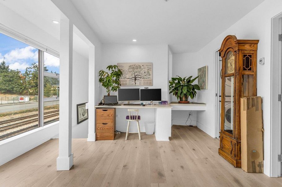 141 Alexander Street Vancouver, BC - 19