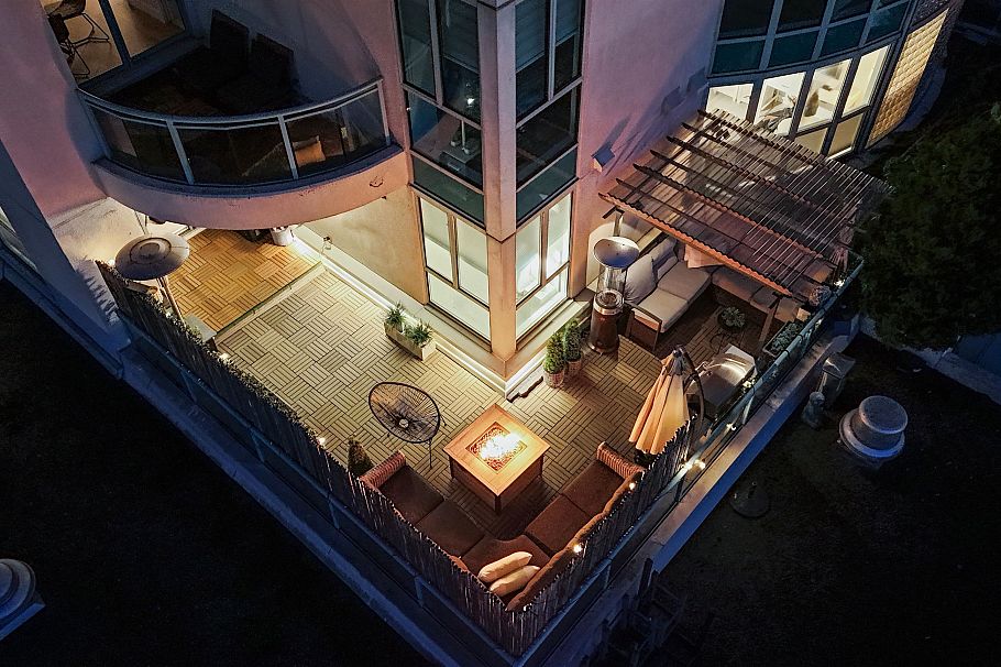 301 789 Jervis Street Vancouver, BC - 3