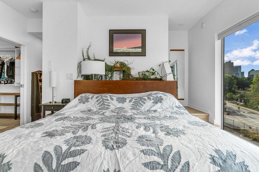 141 Alexander Street Vancouver, BC - 30