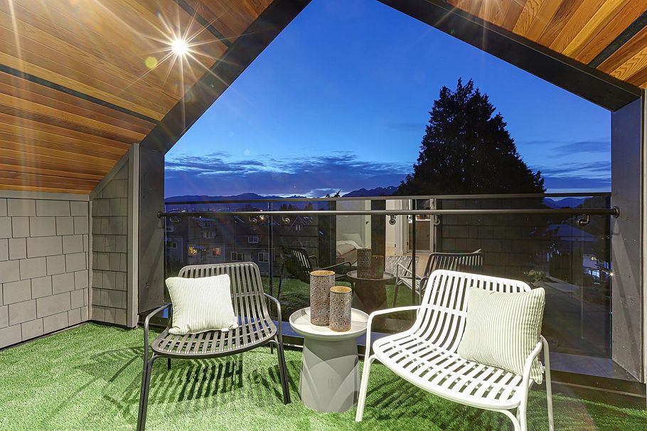 1 1990 Venables Street Vancouver, BC - 23