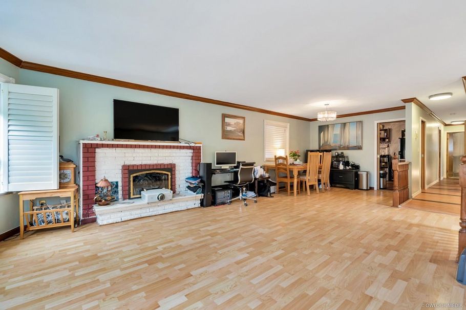 1206 E 11th Avenue Vancouver, BC - 6