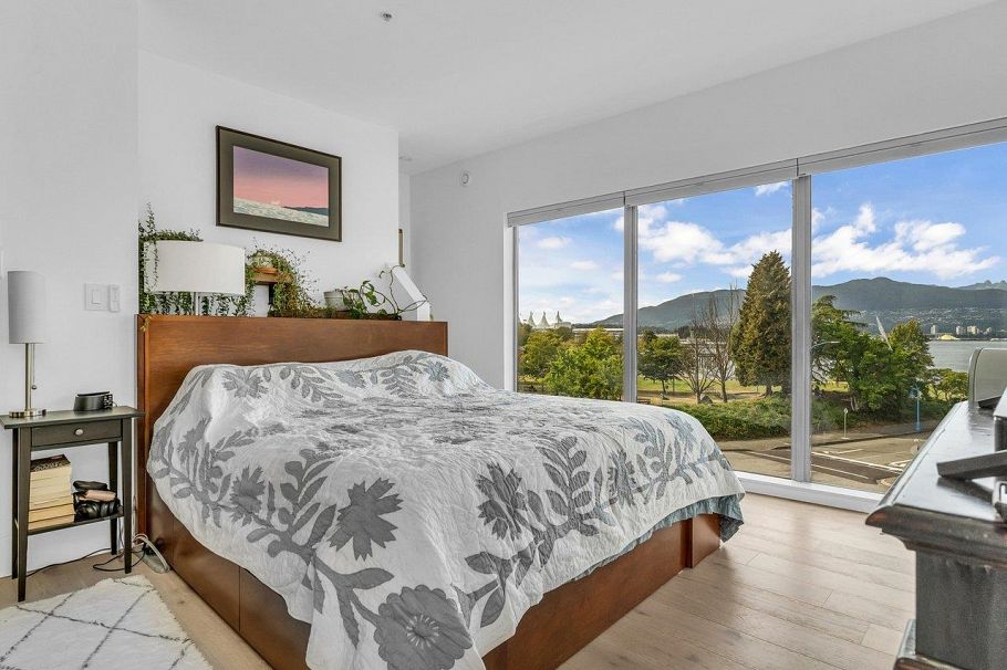 141 Alexander Street Vancouver, BC - 28