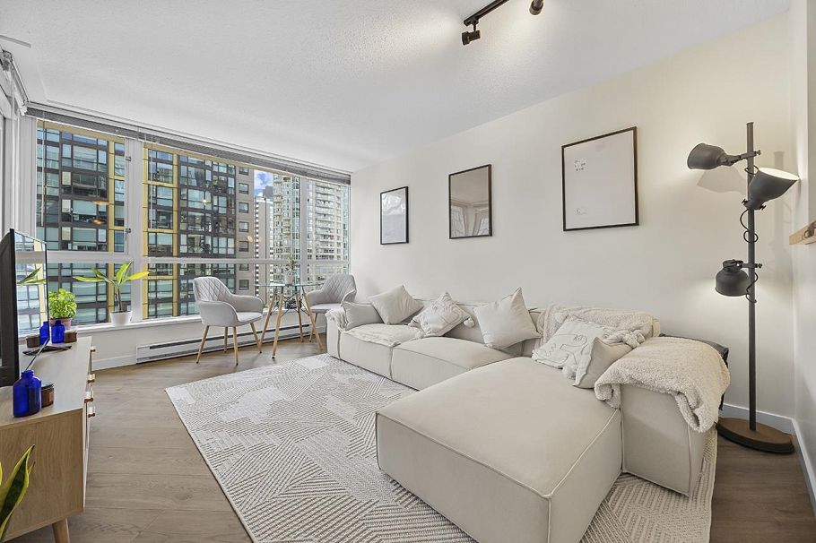 1601 1420 W Georgia Street Vancouver, BC - 6