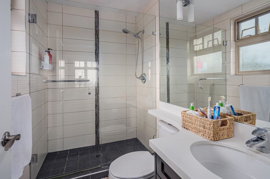 1507 E 55th Avenue Vancouver, BC - 13