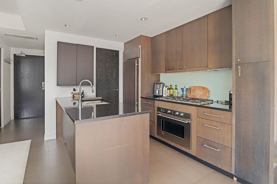 1202 1455 Howe Vancouver, BC - 9