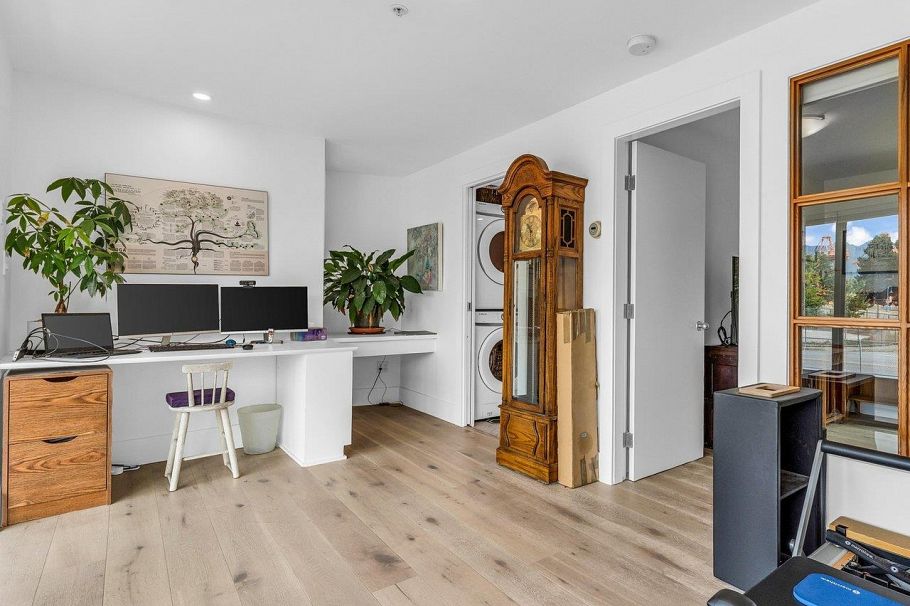 141 Alexander Street Vancouver, BC - 20