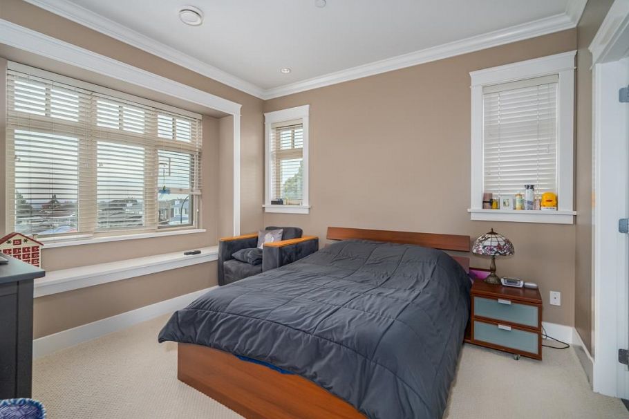 1507 E 55th Avenue Vancouver, BC - 12