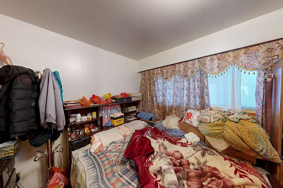 1349 E 14th Avenue Vancouver, BC - 10