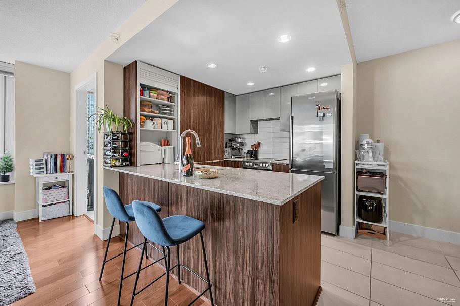 1506 1088 Richards Street Vancouver, BC - 9