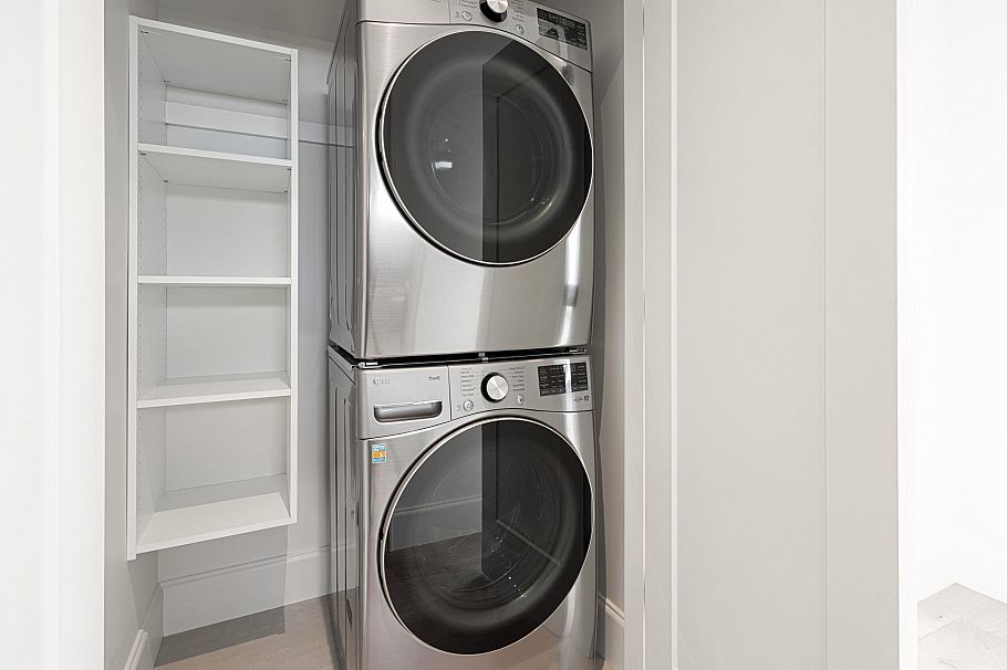 2382 E 5th Avenue Vancouver, BC - 13