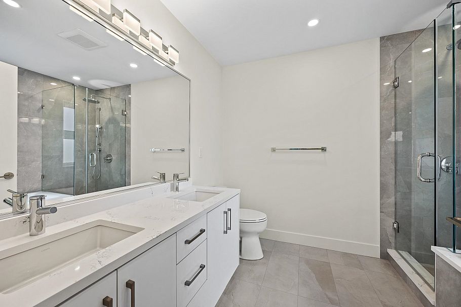 6009 Fremlin Street Vancouver, BC - 22