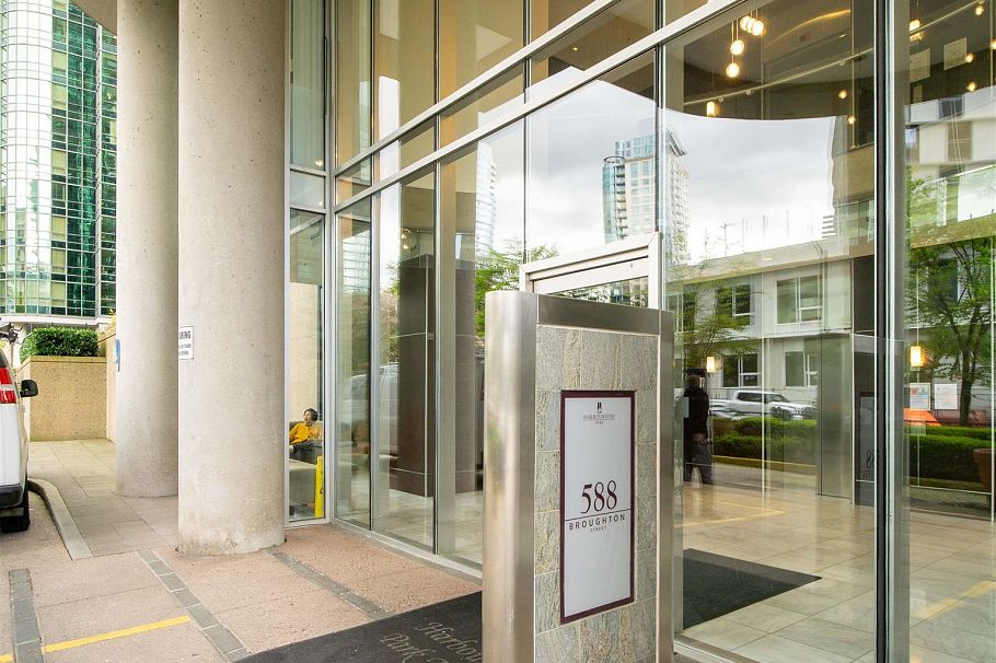 302 588 Broughton Street Vancouver, BC - 6