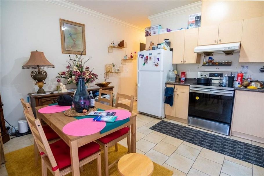 728 E 49th Avenue Vancouver, BC - 14