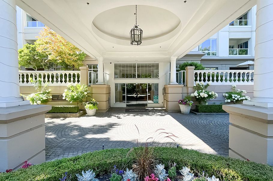 308 5735 Hampton Place Vancouver, BC - 3