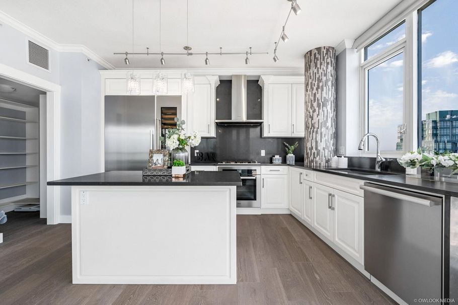 3501 1189 Melville Street Vancouver, BC - 7